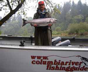 Lewis River salmon fishing